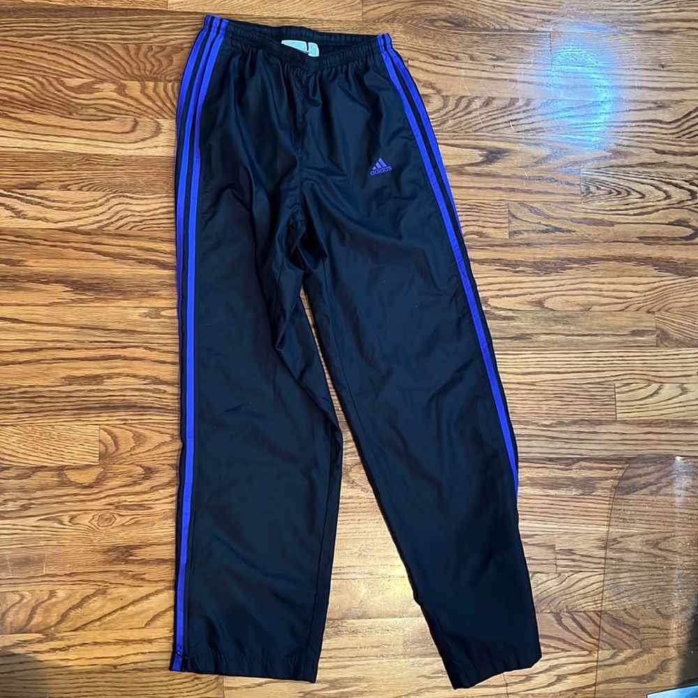 Adidas Womens Mesh Lined
Black Blue-Purple Stripped Wind
Track Pants. Like New.